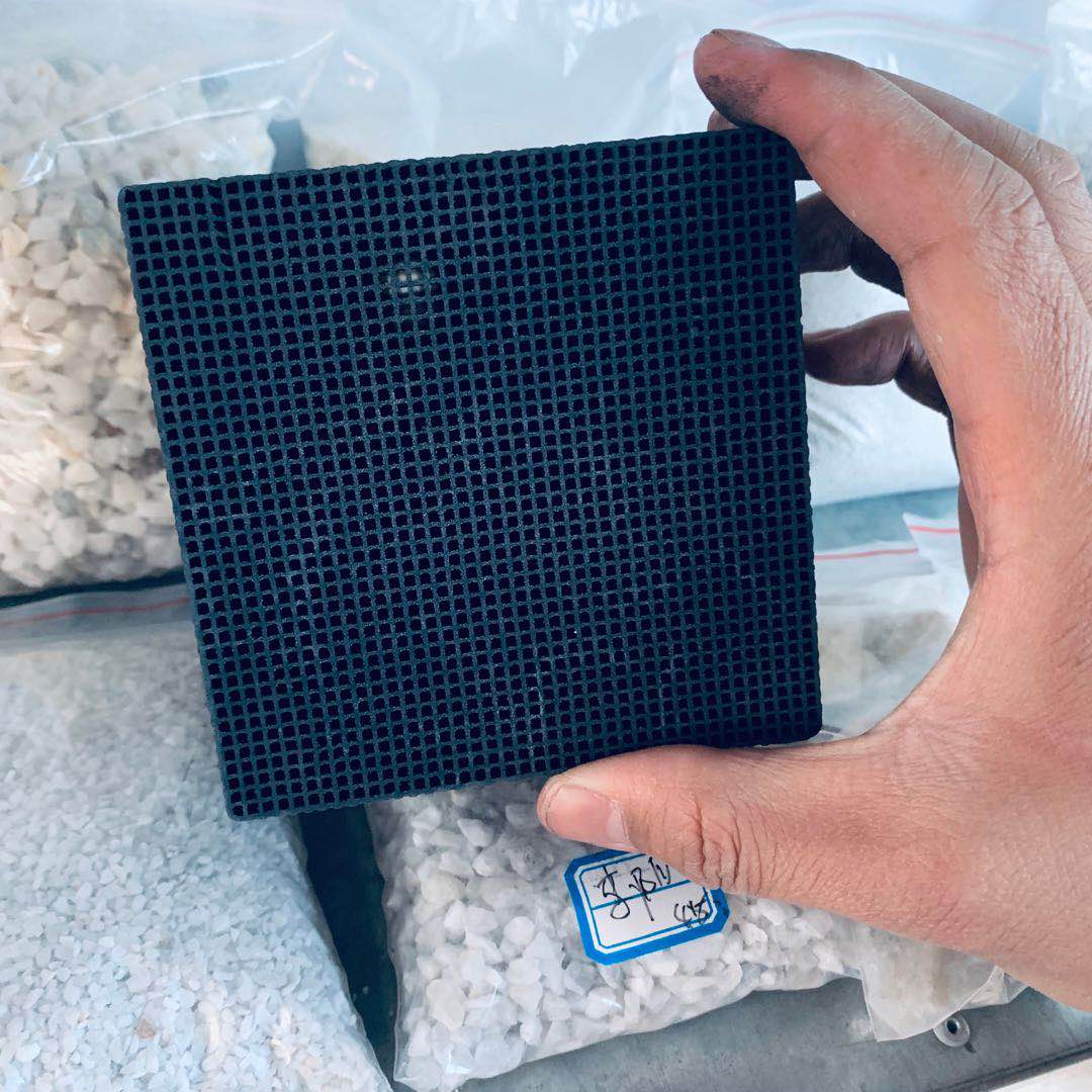 Ҭ������̿�ͷ�C����̿�Ĺ�ͬ�c�Լ���ͬ�c